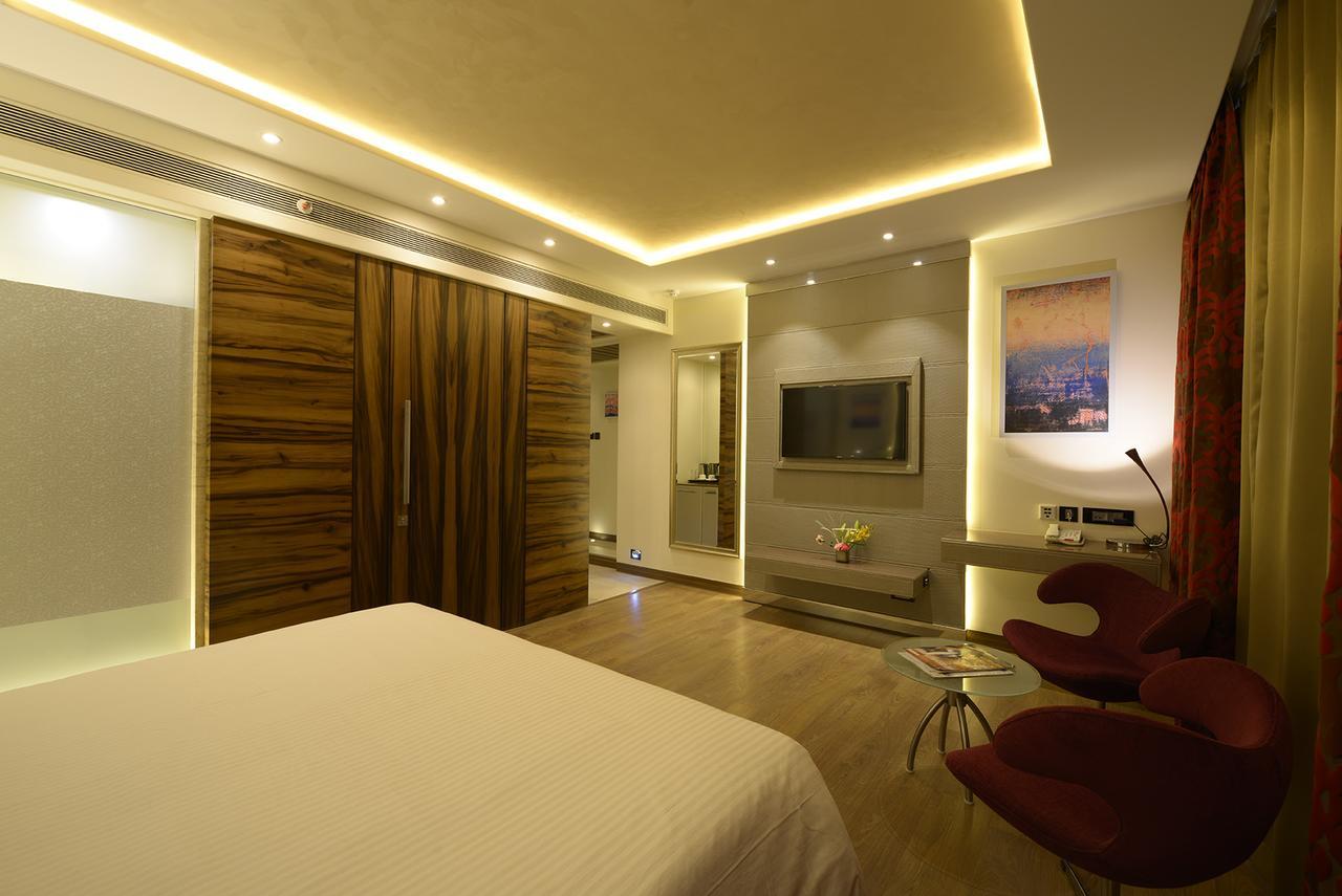 Genesis Hotel Near Mumbai Airport Exterior foto